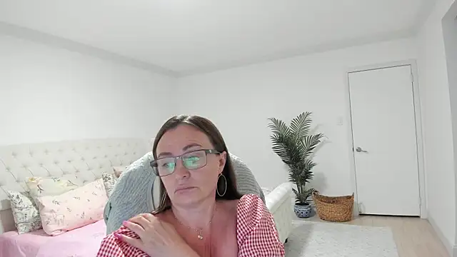 Vika73 webcam