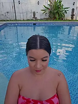 Pretty_Julieta webcam