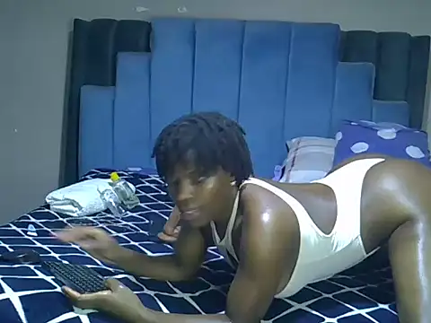 melanin_moon webcam