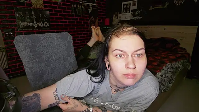 MessalinaOfficial webcam