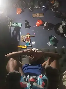 hairy_mannn webcam