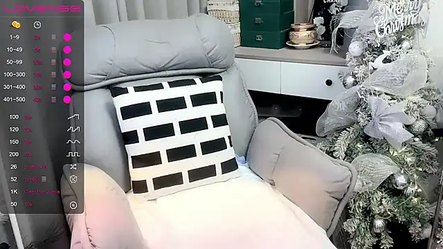 Monica-666888- webcam