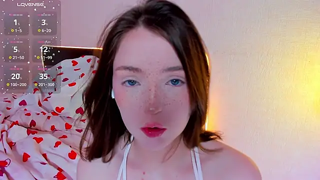 lexxxxxxi webcam