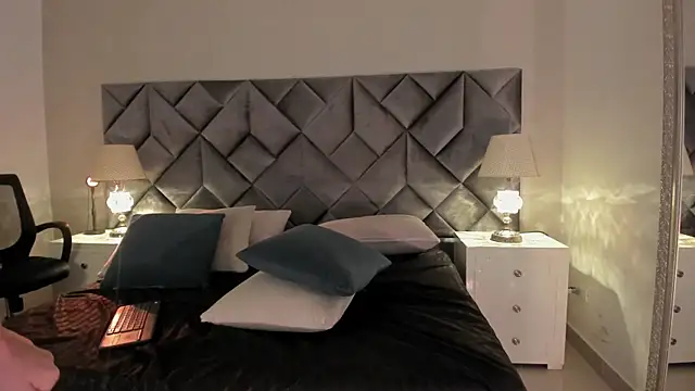 Luisa0110 webcam