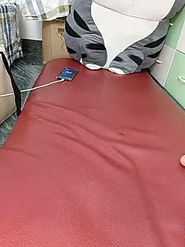 PurpleRose-89 webcam