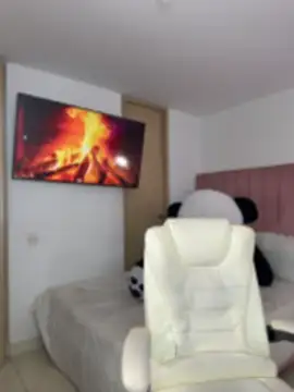 Janettcruz webcam