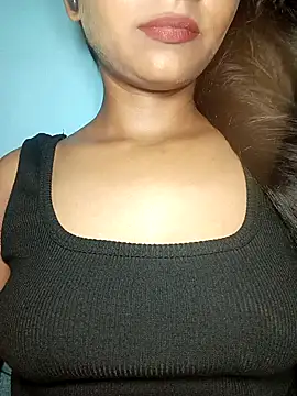 Naughty_Sonaa webcam