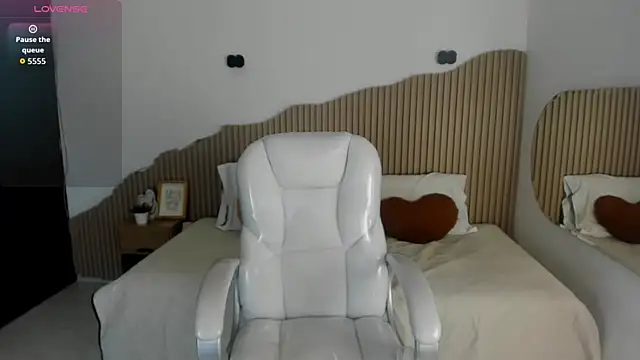 Iris8__ webcam