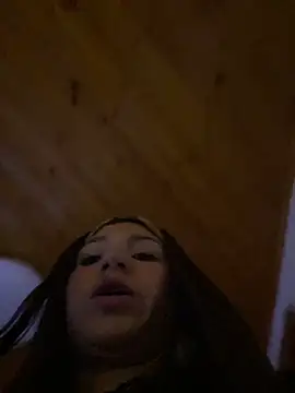 Isabella18_pink webcam