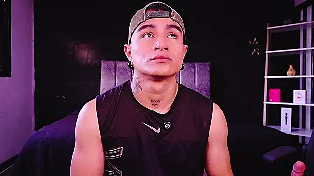 LiamDeep webcam