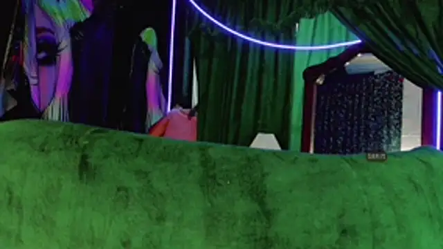 Summer_XO Live Web Cam Show
