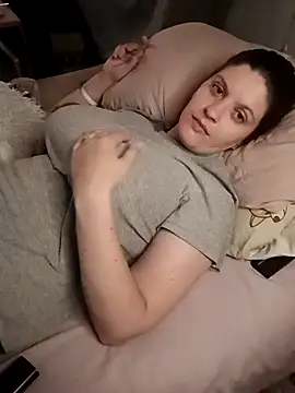 Ann_mikela webcam