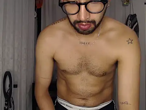 thomass1018 webcam