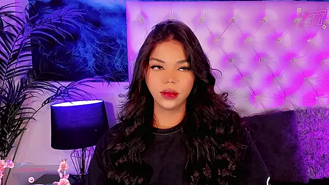 Keira_Fox31 webcam