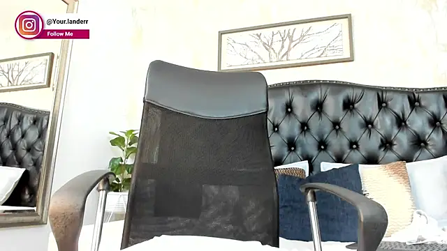 Lander_Cruz's live cam