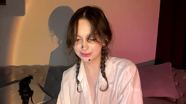 yanashowsy webcam