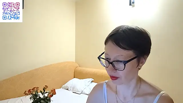 BellaRose_2020 webcam