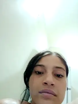 Virgin_Pussy_Love webcam