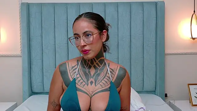 NicoleBlum webcam