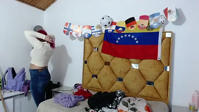 LITTLEJULES webcam