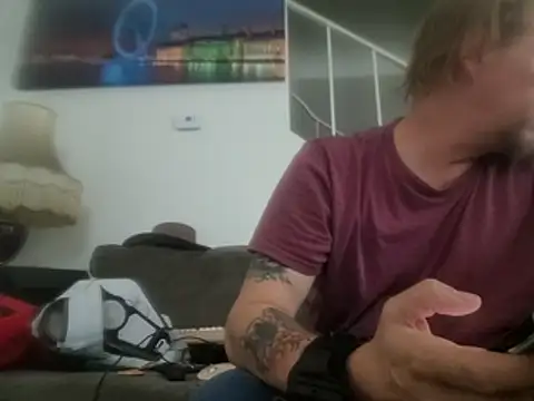 yourMasterisBored webcam