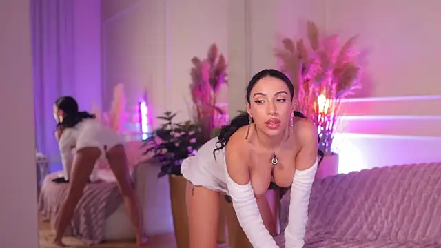 Anais_Bloom webcam