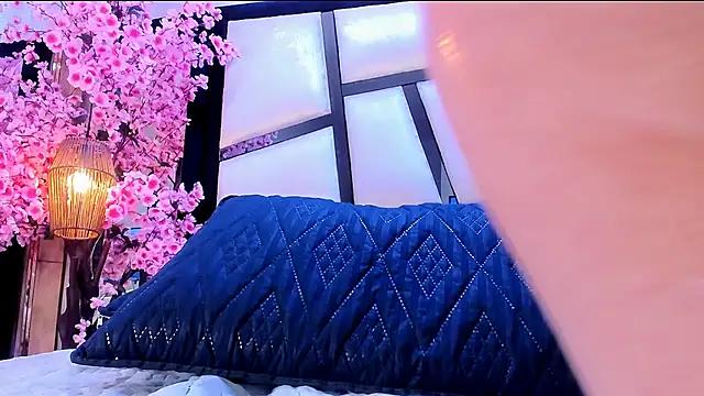 TessaCooper1 webcam
