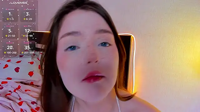 lexxxxxxi webcam