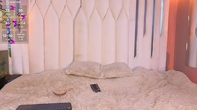 Megan_Do_Santos Live Web Cam Show