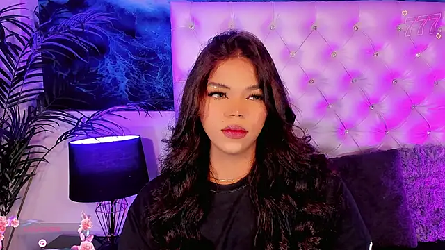 Keira_Fox31 webcam