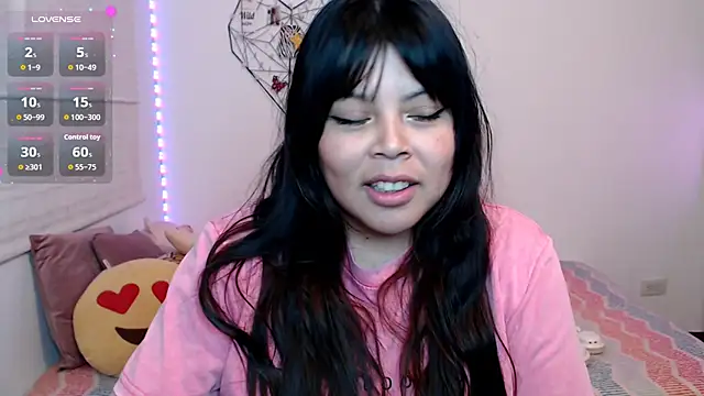 EllieMoonX webcam