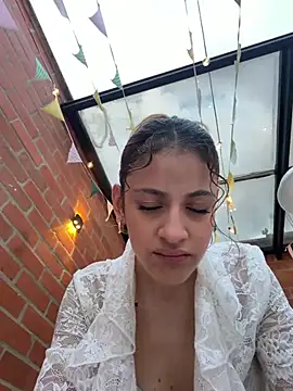 alana15 Live Web Cam Show