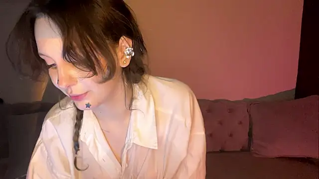 yanashowsy webcam