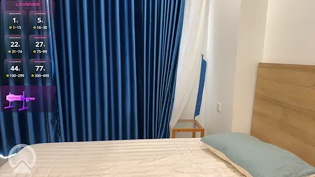 icydiva (F young) - my  riide dildo