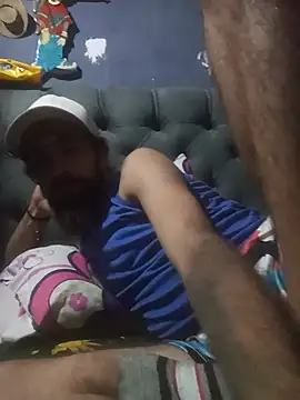hairy_mannn webcam