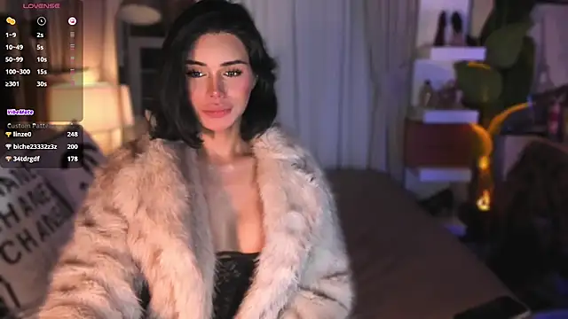ParisianDoll Live Web Cam Show