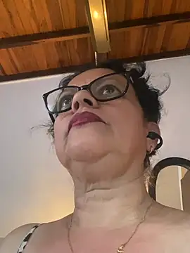 Sharongirl07 webcam
