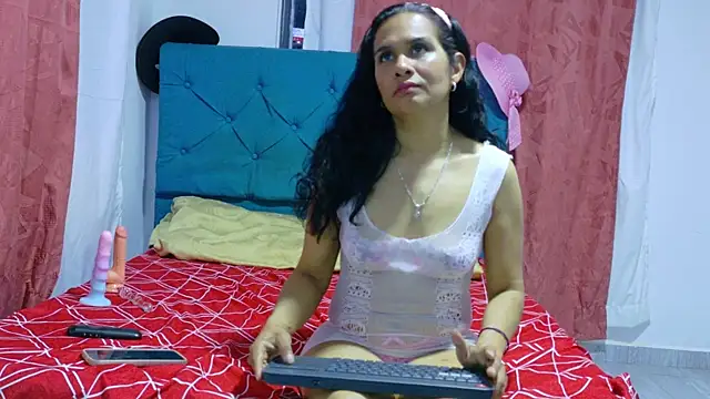 Vanessa_7_ webcam