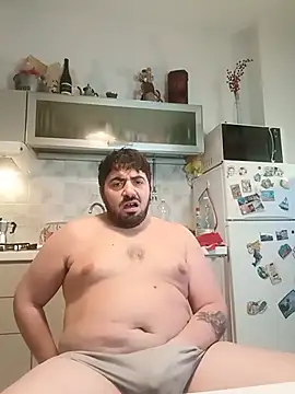 bear_skinny webcam
