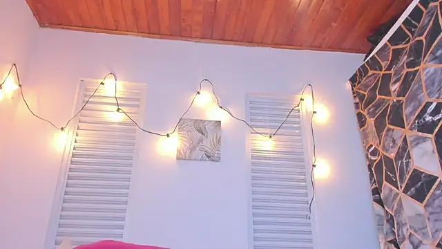 VictoriaaLopez webcam