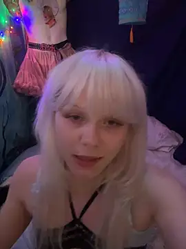 LilyMintyx webcam