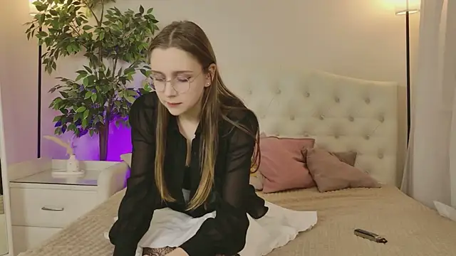 HollyWheeler webcam