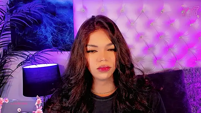 Keira_Fox31 webcam
