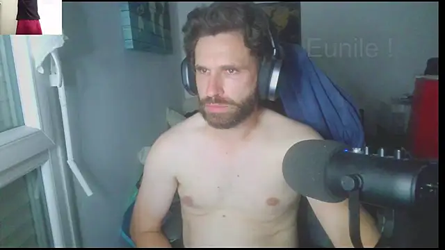 Eunile webcam