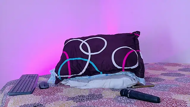 ayheleensexygirl- webcam