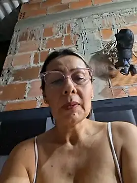 Mia-funny20 webcam