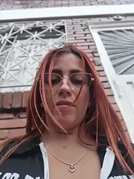 Alis_xxx webcam