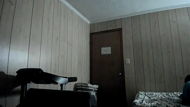 NaturalBeautyQueen webcam