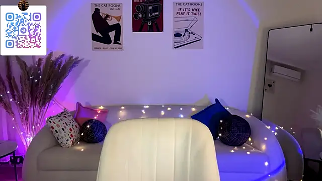LinaMour webcam