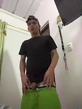 sebascuterouss webcam